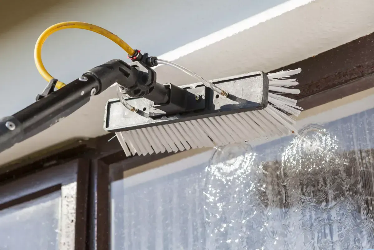 Window cleaning for homes and businesses in Edgware